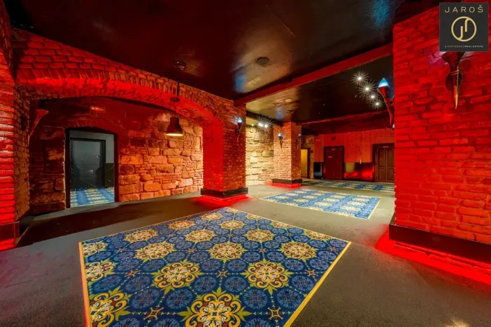 Pronájem obchodního prostoru, Petrovice, 450 m2