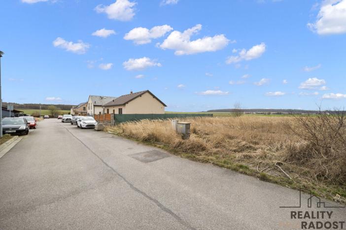 Prodej pozemku pro bydlení, Radíkovice, 1422 m2