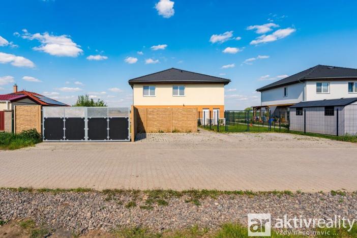 Prodej bytu 4+kk, Polerady, 74 m2