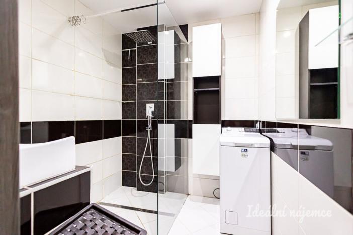 Pronájem bytu 2+kk, Praha - Letňany, Kopřivnická, 42 m2