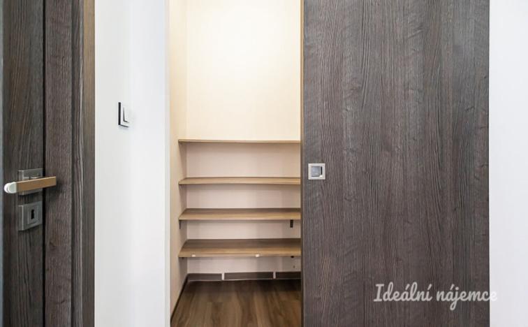 Pronájem bytu 2+kk, Praha - Letňany, Kopřivnická, 42 m2