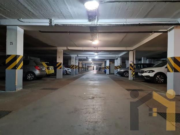 Prodej garážového stání, Praha - Motol, U Homolky, 20 m2