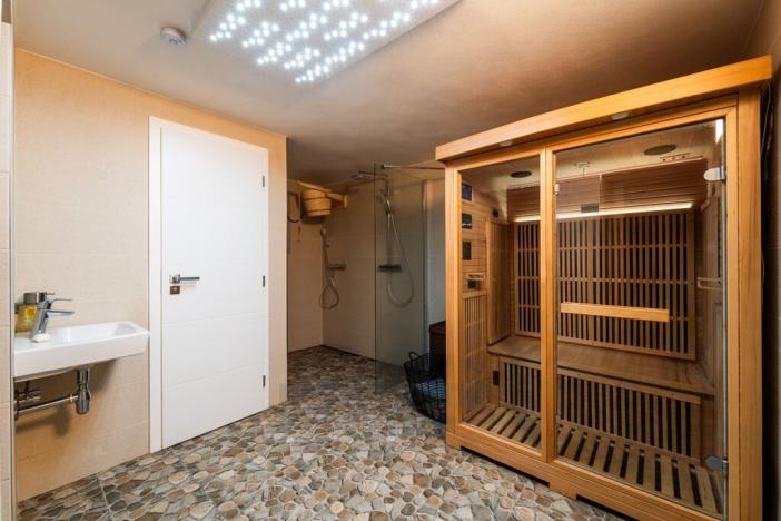 Prodej komerční nemovitosti, Lipno nad Vltavou - Slupečná, 28 m2