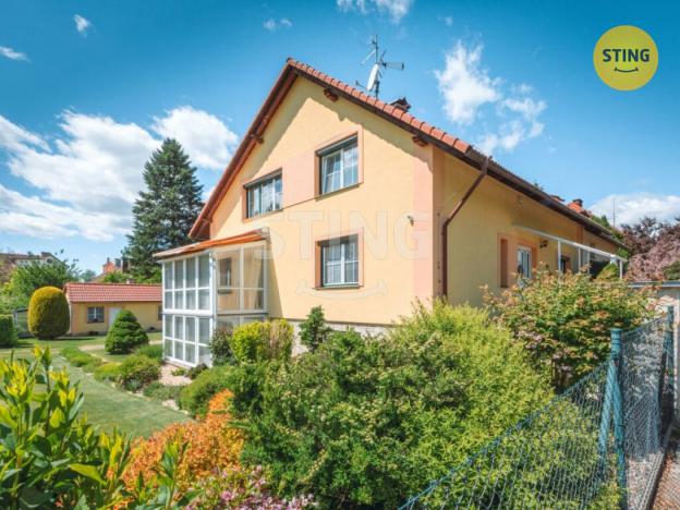 Prodej rodinného domu, Jaroměř, Albánská, 405 m2