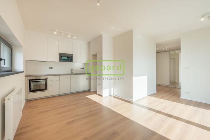 Pronájem bytu 2+kk, Praha - Kobylisy, Pakoměřická, 42 m2