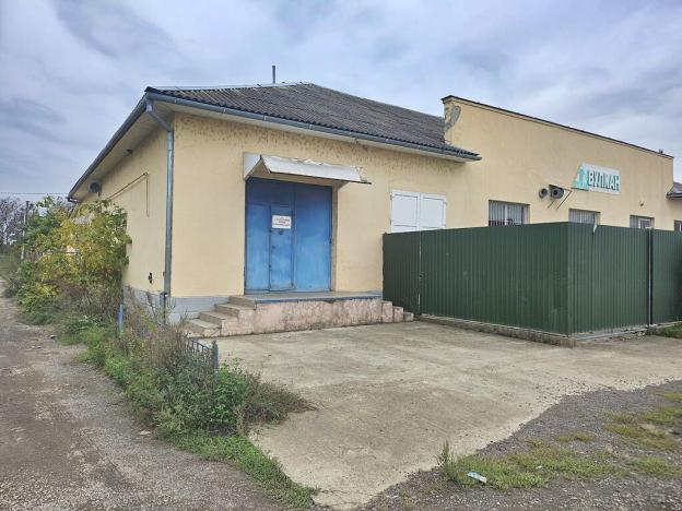 Prodej skladu, Shpola,Ukrajina, 877 m2