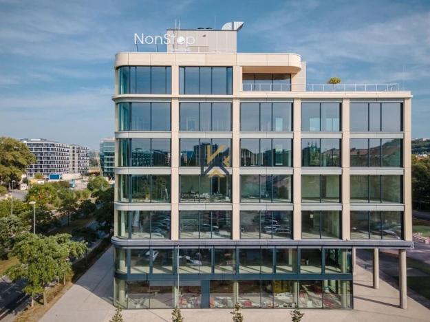 Pronájem kanceláře, Praha - Karlín, Rohanské nábřeží, 594 m2