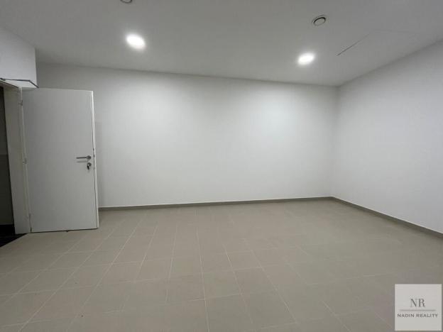 Pronájem obchodního prostoru, Karlovy Vary, Sadová, 87 m2