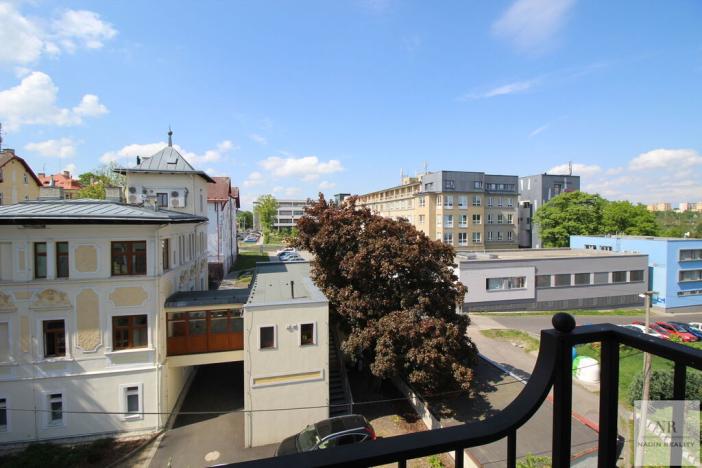 Prodej bytu 3+kk, Karlovy Vary, Rumunská, 119 m2