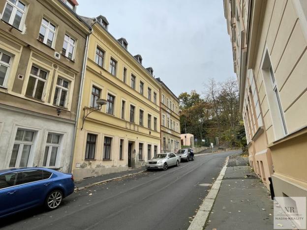 Prodej bytu 2+1, Karlovy Vary, Tylova, 70 m2