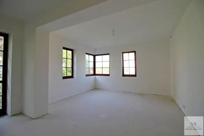 Prodej činžovního domu, Karlovy Vary, Rumunská, 1336 m2