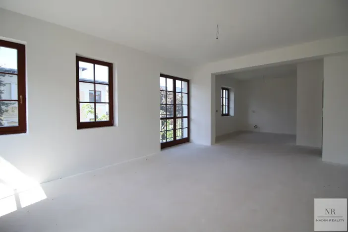 Prodej činžovního domu, Karlovy Vary, Rumunská, 1336 m2
