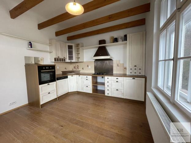 Prodej bytu 4+1, Karlovy Vary, Krále Jiřího, 134 m2