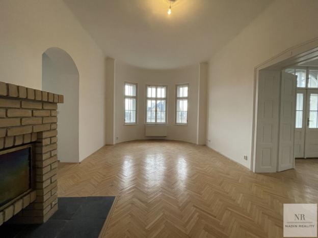 Prodej bytu 4+1, Karlovy Vary, Krále Jiřího, 134 m2