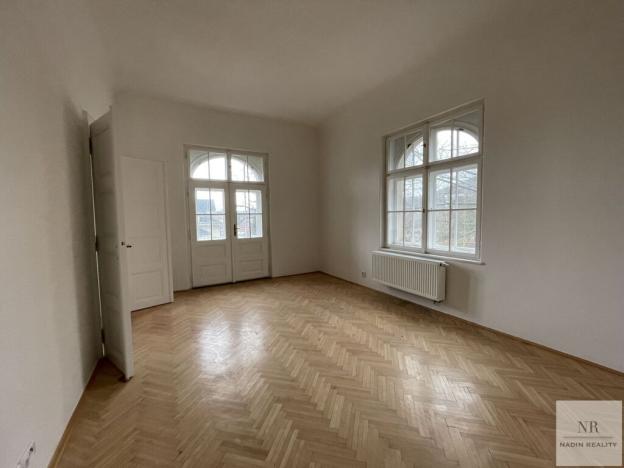 Prodej bytu 4+1, Karlovy Vary, Krále Jiřího, 134 m2