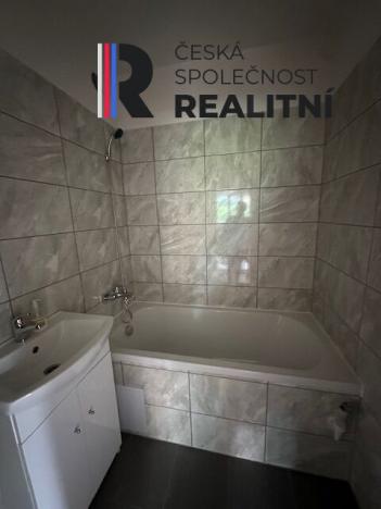 Prodej bytu 4+1, Rotava, Sídliště, 73 m2