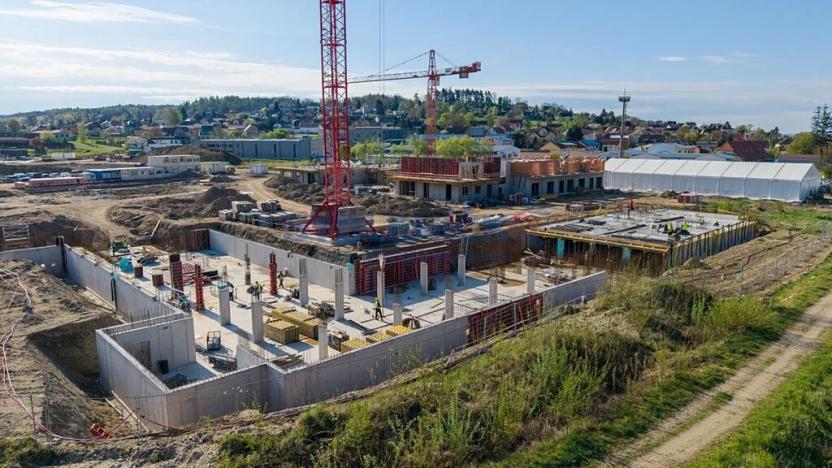 Pronájem obchodního prostoru, Hluboká nad Vltavou, 28 m2