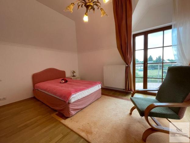 Prodej rodinného domu, Kolová, 372 m2