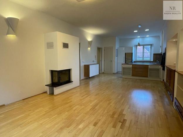 Prodej vily, Karlovy Vary, Myslbekova, 318 m2