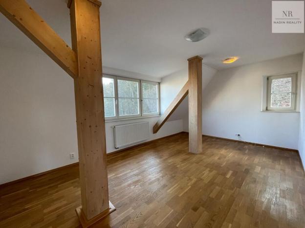 Prodej vily, Karlovy Vary, Myslbekova, 318 m2