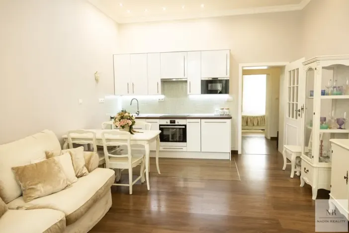 Prodej bytu 3+kk, Karlovy Vary, nábřeží Jana Palacha, 65 m2