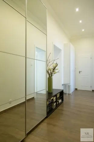 Prodej bytu 3+kk, Karlovy Vary, nábřeží Jana Palacha, 65 m2