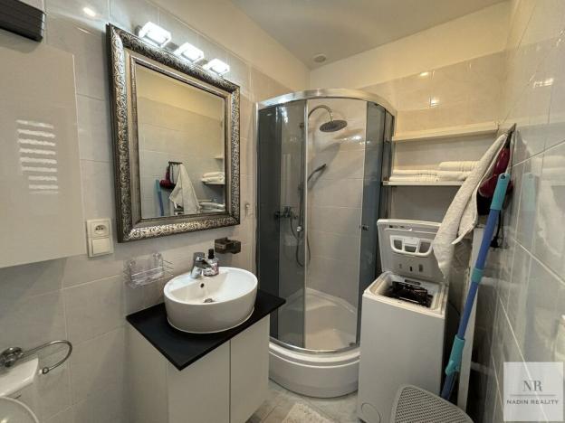 Prodej bytu 2+1, Karlovy Vary, Petřín, 35 m2