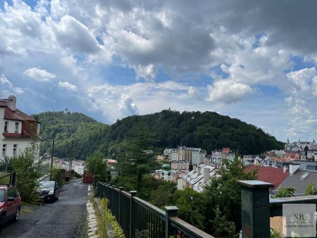 Prodej bytu 2+1, Karlovy Vary, Petřín, 35 m2