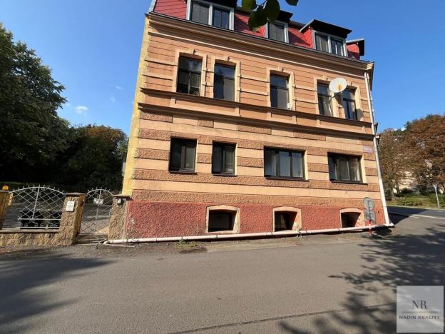 Prodej bytu 4+1, Karlovy Vary, Závodu míru, 125 m2