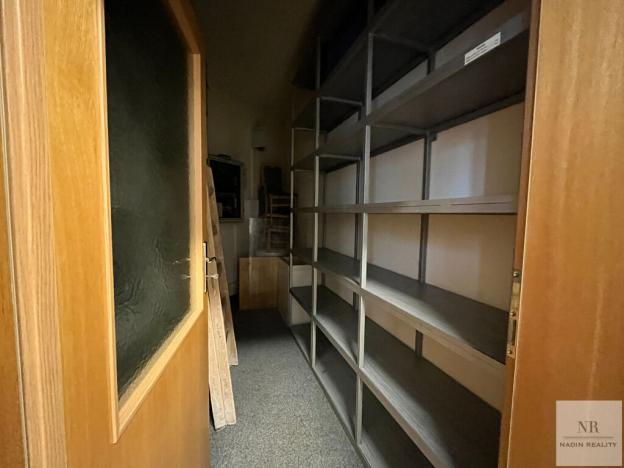 Prodej bytu 4+1, Karlovy Vary, Závodu míru, 125 m2