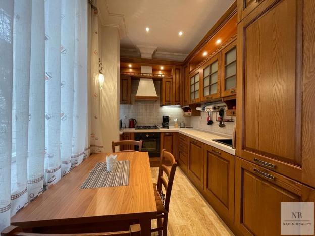 Prodej bytu 3+1, Praha - Smíchov, Petřínská, 102 m2