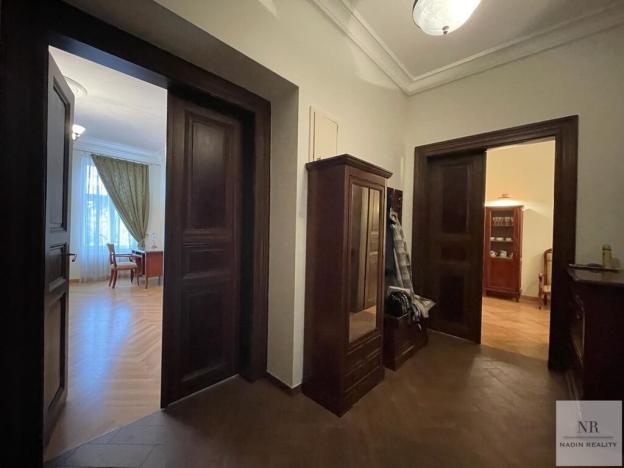 Prodej bytu 3+1, Praha - Smíchov, Petřínská, 102 m2