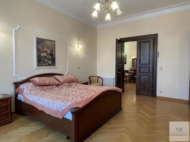 Prodej bytu 3+1, Praha - Smíchov, Petřínská, 102 m2