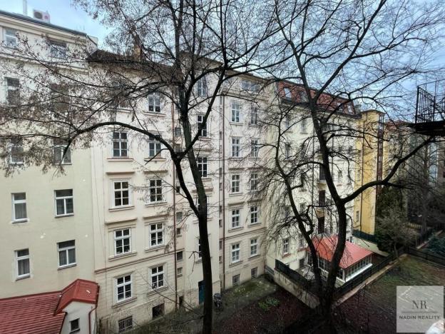 Prodej bytu 3+1, Praha - Smíchov, Petřínská, 102 m2