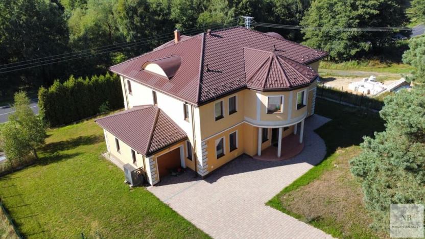 Prodej rodinného domu, Nová Role - Mezirolí, 348 m2
