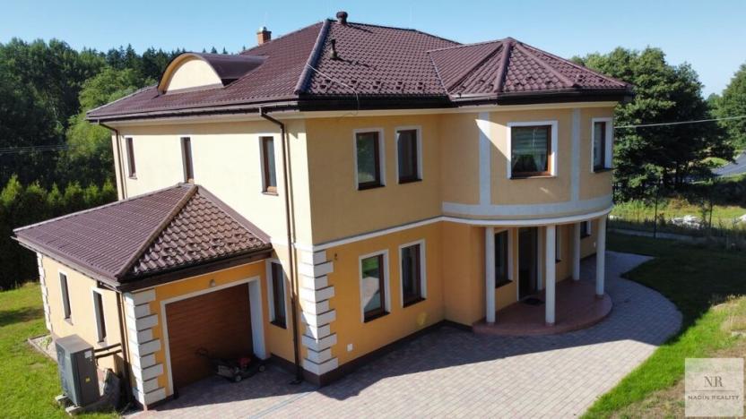 Prodej rodinného domu, Nová Role - Mezirolí, 348 m2