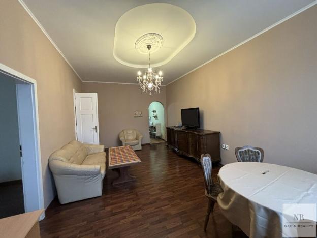 Prodej bytu 4+1, Karlovy Vary, Bulharská, 125 m2