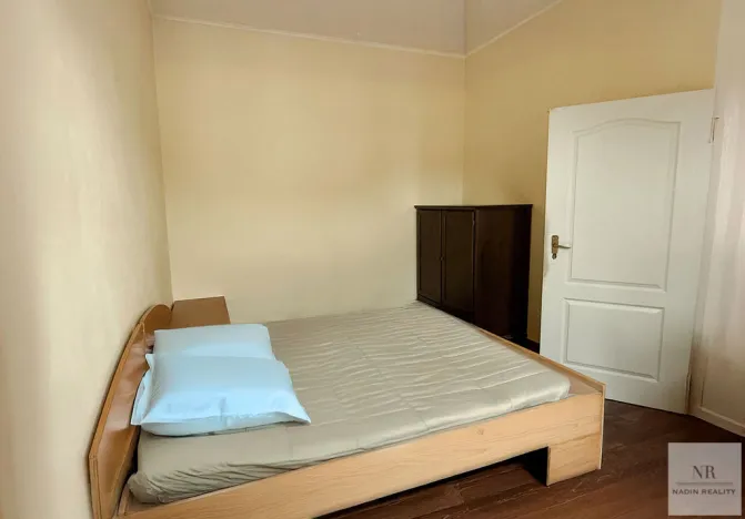 Prodej bytu 4+1, Karlovy Vary, Bulharská, 125 m2