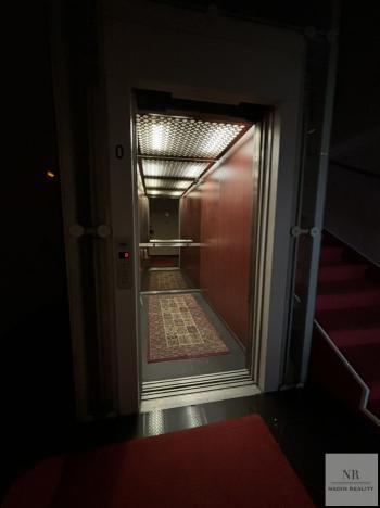 Prodej ubytování, Karlovy Vary, Západní, 2600 m2