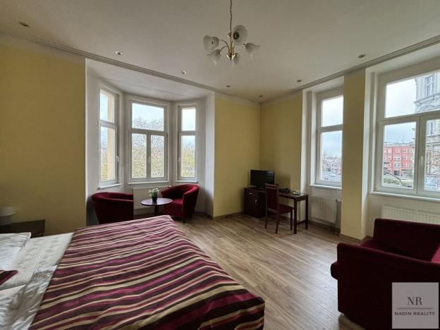 Prodej ubytování, Karlovy Vary, Západní, 2600 m2