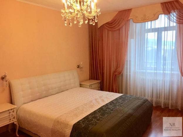 Pronájem bytu 1+1, Karlovy Vary, nábřeží Jana Palacha, 47 m2