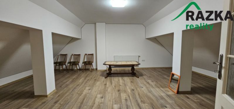 Prodej rodinného domu, Benešovice, 192 m2