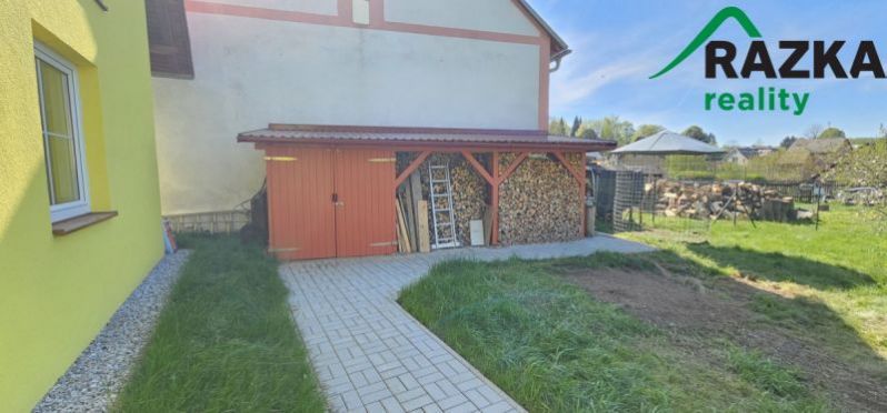 Prodej rodinného domu, Benešovice, 192 m2