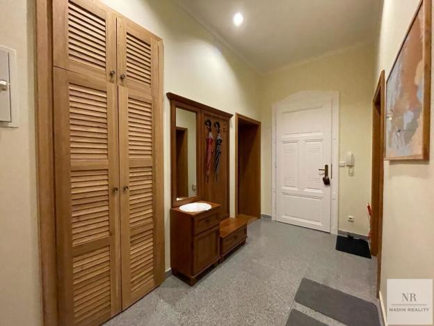 Prodej bytu 4+1, Karlovy Vary, Krále Jiřího, 130 m2