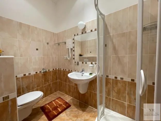 Prodej bytu 4+1, Karlovy Vary, Krále Jiřího, 130 m2