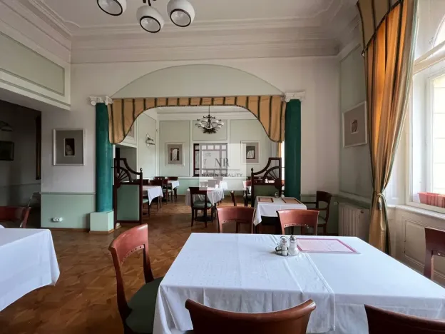 Prodej ubytování, Karlovy Vary, Tržiště, 1313 m2