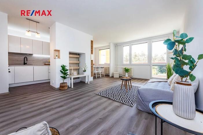 Prodej bytu 3+kk, Praha - Horní Počernice, Mezilesí, 74 m2