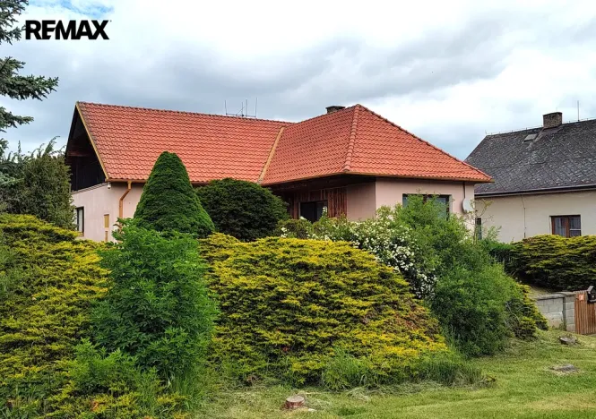 Prodej rodinného domu, Petrohrad, 151 m2