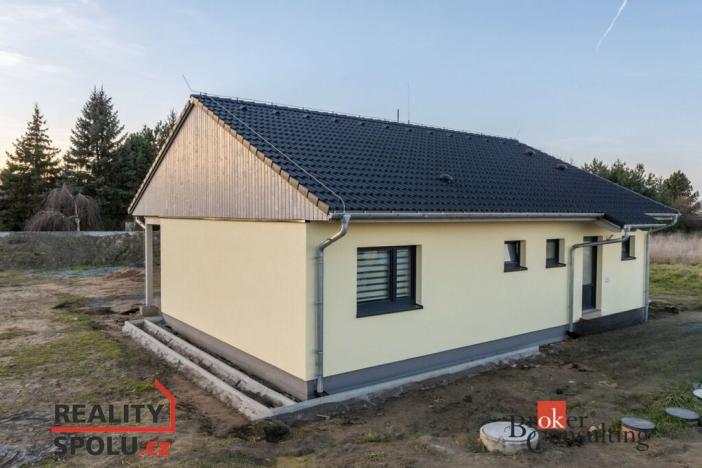 Prodej rodinného domu, Sezemice - Počaply, 90 m2