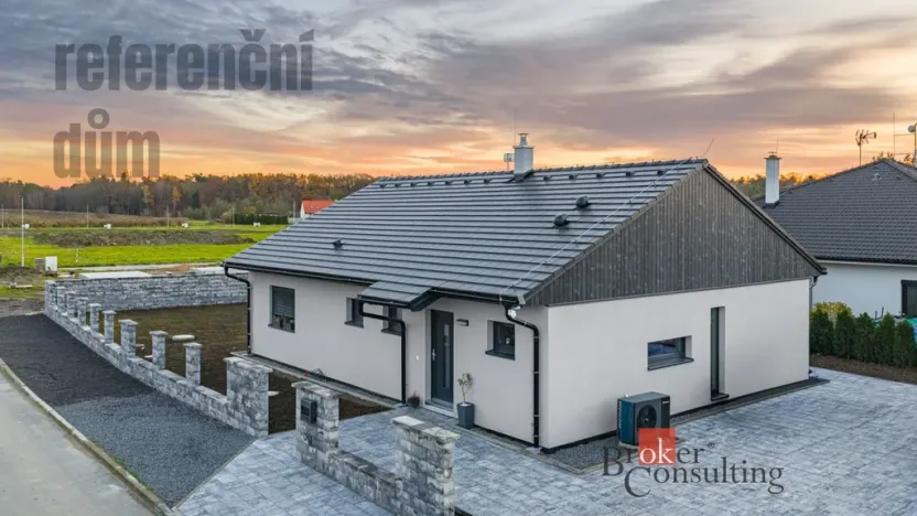 Prodej rodinného domu, Sezemice - Počaply, 90 m2